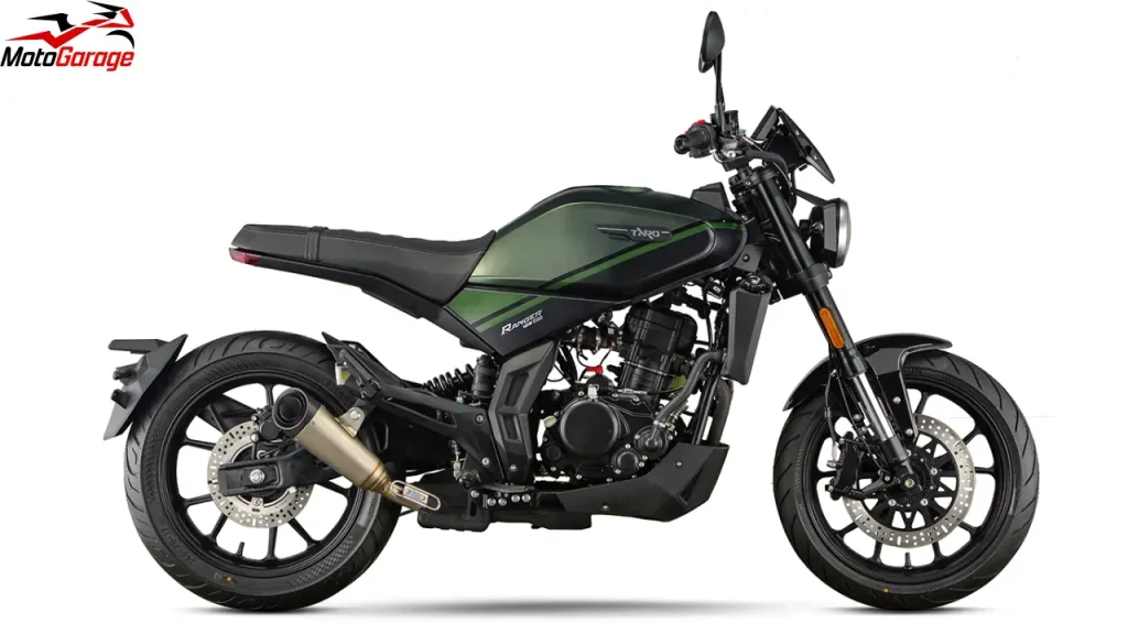 Taro Scrambler 249؛ نمای جانبی موتورسیکلت اسکرمبلر ۲۴۹ سیسی با طراحی کلاسیک و چراغ LED