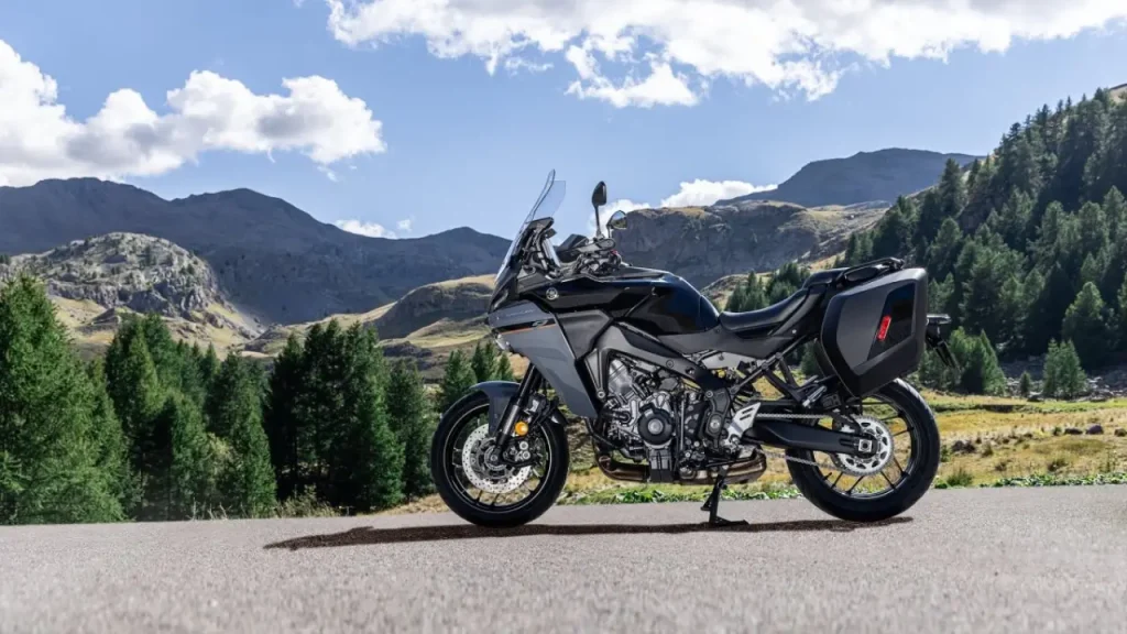 Yamaha Tracer 9